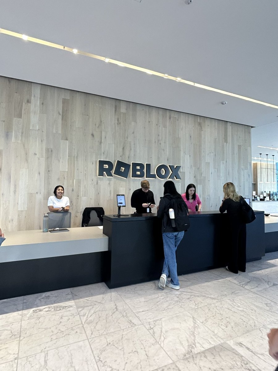 Visited Roblox HQ yesterday for their Bay Area intern event!! Very cool company, I get the hype now