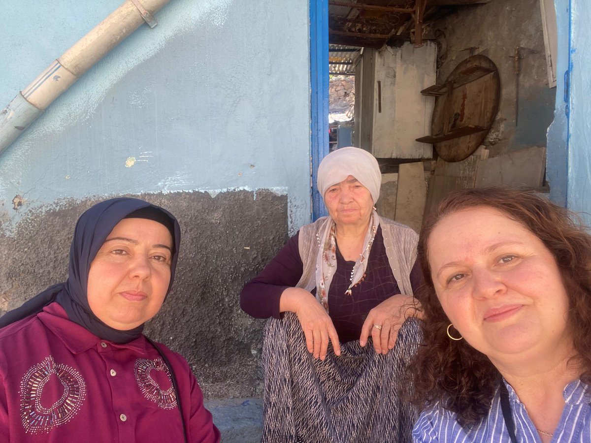 akkadinafyon's tweet photo. Yönetim kurulu üyelerimizDilek Aysun Çöte ve Hatice İzmir ile birlikte, özel gereksinimli kardeşlerimizi hanelerinde ziyaret ederek, gönüllerine misafir olduk. https://t.co/iK0v7CB5Ga