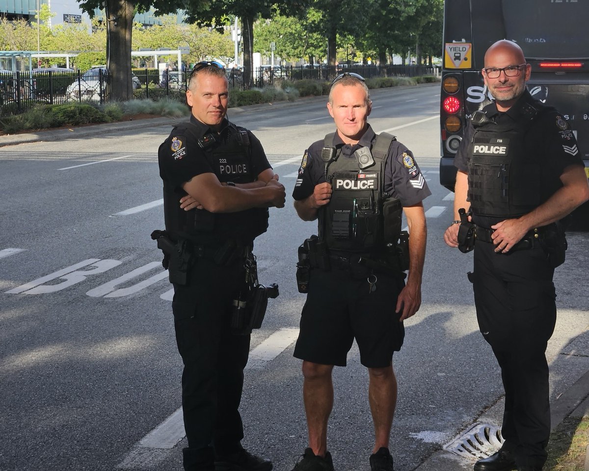 West Vancouver Police Department (@westvanpolice) on Twitter photo There’s nothing like a unified response to tackle a collective problem!
#WestVanPolice teamed up with <a href="/nvanrcmp/">North Vancouver RCMP</a> and <a href="/TransitPoliceBC/">Metro Vancouver Transit Police</a> to target the most troublesome spots on the North Shore for bus lane infractions, unsafe driving behaviours, and other Motor Vehicle Act There’s nothing like a unified response to tackle a collective problem!
#WestVanPolice teamed up with <a href="/nvanrcmp/">North Vancouver RCMP</a> and <a href="/TransitPoliceBC/">Metro Vancouver Transit Police</a> to target the most troublesome spots on the North Shore for bus lane infractions, unsafe driving behaviours, and other Motor Vehicle Act
