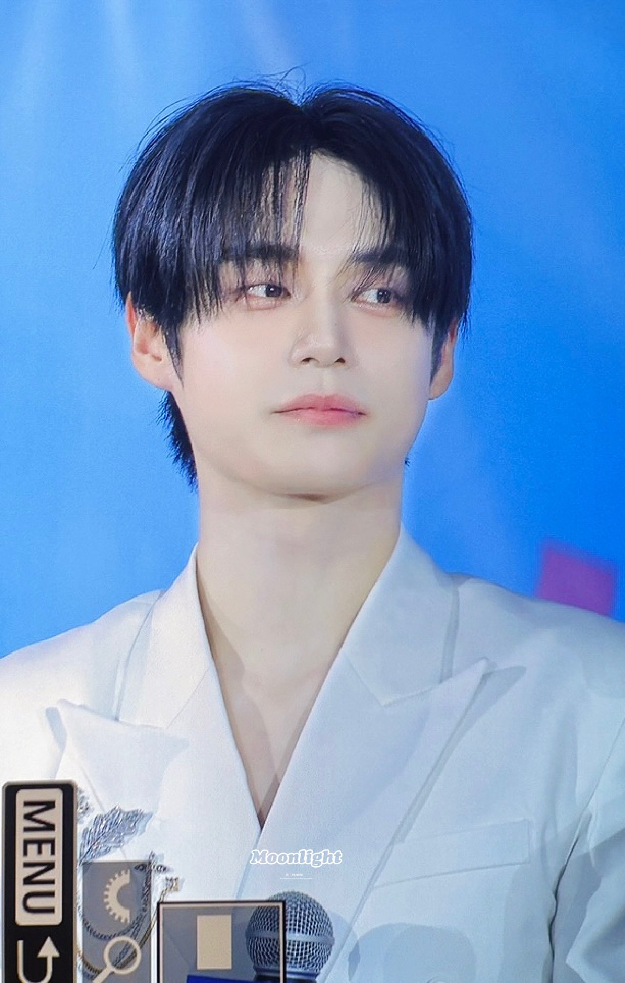 𝘮𝘰𝘰𝘯𝘭𝘪𝘨𝘩𝘵. on X: 