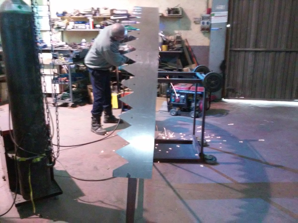 Siempre despeendiste #magia  Te quiero amigo #Serna