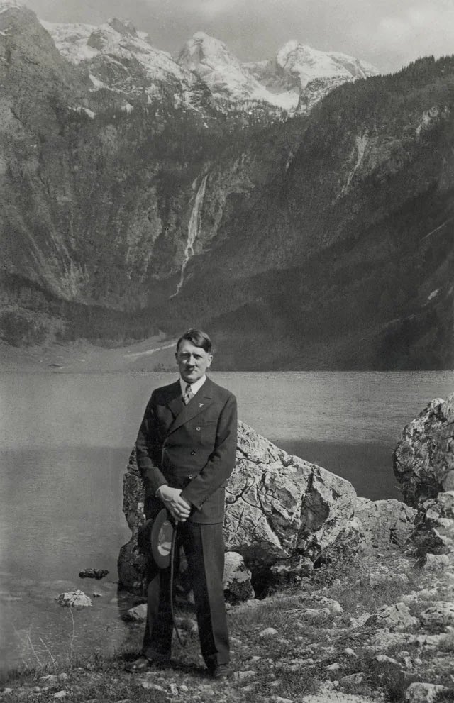 Jonathan McCormack (@stripeymiata) on Twitter photo Further proof of Ireland’s support of the Nazi’s in WW2 has recently turned up <a href="/neilojim1972/">Jim O'Neill</a>
This is Adolf Hitler visiting the Holy Stone of Clonrichert in 1940 as a personal guest of Éamon de Valera, who presented Hitler with a comb inscribed with "I saw the Holy Stone of Further proof of Ireland’s support of the Nazi’s in WW2 has recently turned up <a href="/neilojim1972/">Jim O'Neill</a>
This is Adolf Hitler visiting the Holy Stone of Clonrichert in 1940 as a personal guest of Éamon de Valera, who presented Hitler with a comb inscribed with "I saw the Holy Stone of