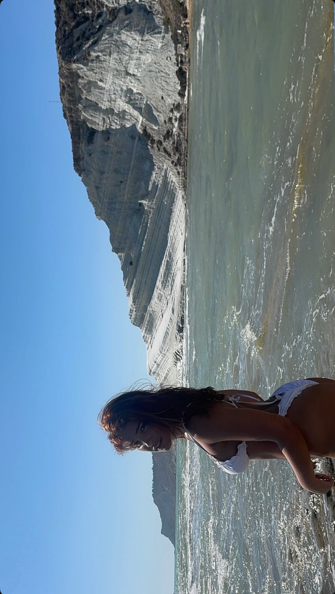 📷 | violeta (@/violetahodar) vía Instagram Stories.