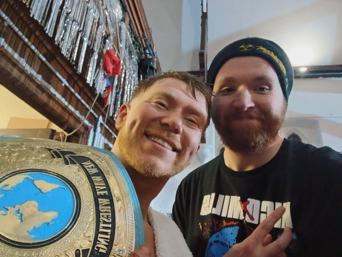 Anytime I've spoken to Mark Andrews and Millie McKenzie has been great, they're both so nice. Alexxis Falcon is really nice too. Top quality banter with Michael Oku is also quite hilarious. Anyway, these are my four fave pics I've had with talent that I could find on my phone 😂