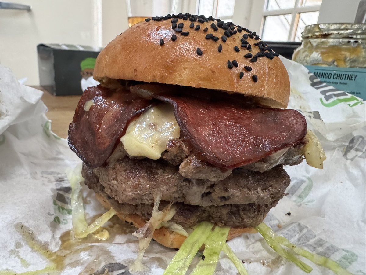 Dr Simon tweet media