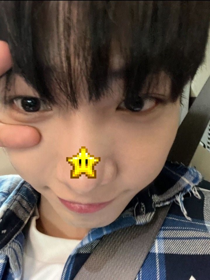 myungkookers's tweet photo. https://t.co/1rIz0Zm6qR