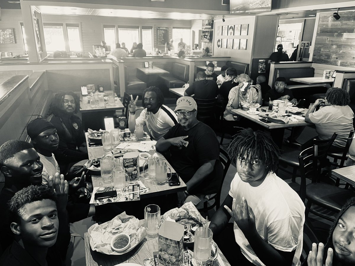 Coach Fears (@coach_fears) on Twitter photo Breaking bread with my people before we get to it. 🎒<a href="/runlike29/">kw 🌹</a> <a href="/zayygoind1/">Izayah lee</a> <a href="/GingerBrdMan13/">Victor Scott</a> <a href="/KirkwoodSir/">Sirchristian Kirkwood</a> <a href="/JosephFoster_24/">Joseph Foster</a> <a href="/D1_Deuce53/">Derrick “Deuce” Bryant</a> <a href="/EricC0F27/">Eric Boyd</a> Breaking bread with my people before we get to it. 🎒<a href="/runlike29/">kw 🌹</a> <a href="/zayygoind1/">Izayah lee</a> <a href="/GingerBrdMan13/">Victor Scott</a> <a href="/KirkwoodSir/">Sirchristian Kirkwood</a> <a href="/JosephFoster_24/">Joseph Foster</a> <a href="/D1_Deuce53/">Derrick “Deuce” Bryant</a> <a href="/EricC0F27/">Eric Boyd</a>