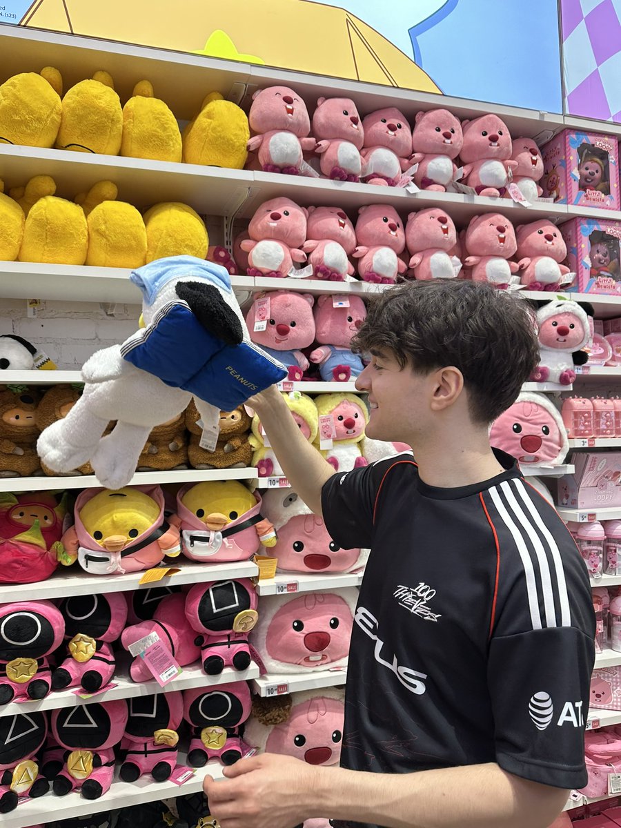 Zander (@zander_fps) on Twitter photo Happy National Girlfriend Day to the one and only. <a href="/777eeiu/">100T eeiu</a> Happy National Girlfriend Day to the one and only. <a href="/777eeiu/">100T eeiu</a>