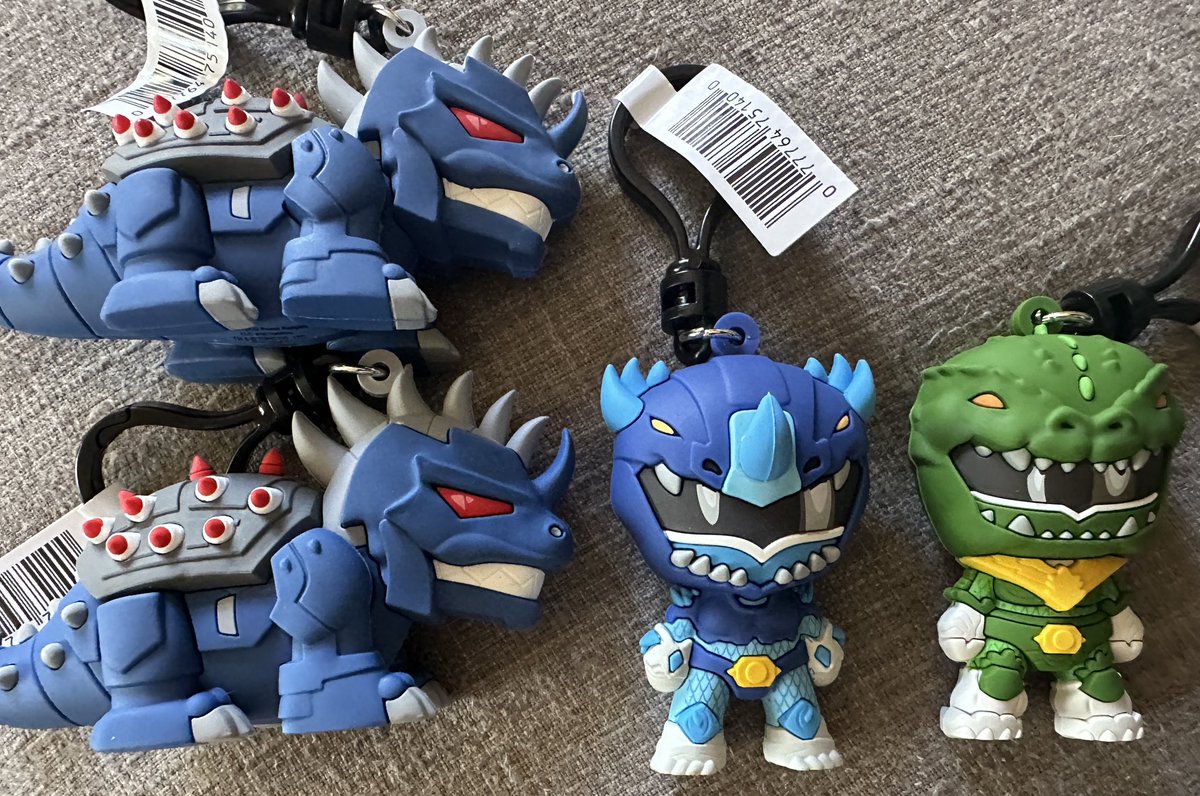 astro_gnat's tweet photo. These #GodzillaVsPowerRangers Kaiju Ranger figural bag clips are way better than they have any reason to be. Here are my pulls. I need good figures of these please. Gotten any? @LivingRangerKey @geekeachweek #PowerRangers #kaijurangers #godzilla #toku #tokuplosion #boomstudios https://t.co/eMGJSIVyqx