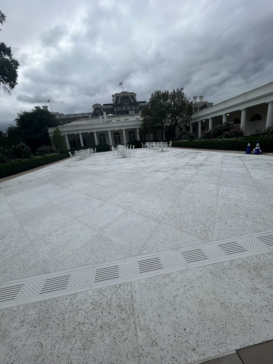 edokeefe's tweet image. THE ROSE PATIO 🌹: A look at the renovated White House Rose Garden, now much more of a stone patio.