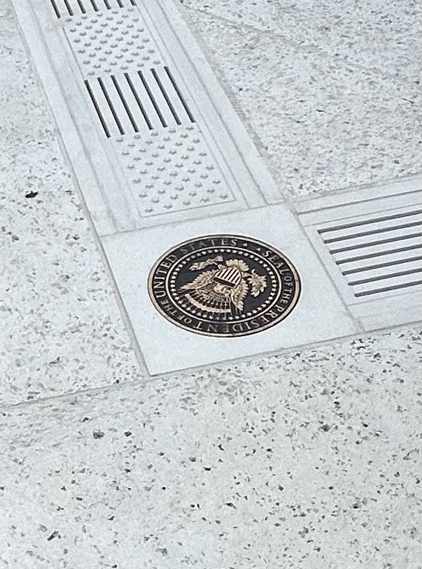 edokeefe's tweet image. THE ROSE PATIO 🌹: A look at the renovated White House Rose Garden, now much more of a stone patio.