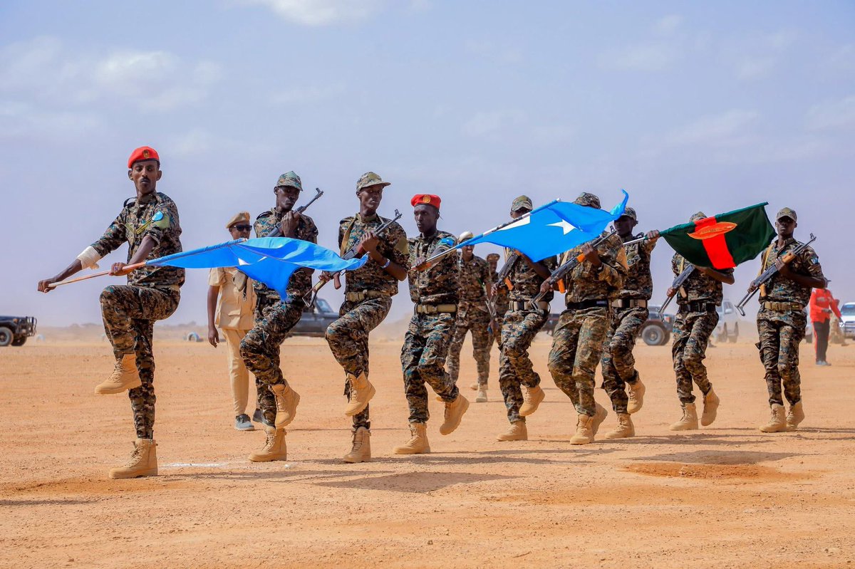 G0RG0R_'s tweet photo. #TaarGooye Military Unit has successfully completed its training at the #Samakaab Military Base in the Sool region, marking a significant step in the formation of the @SNAForce’s 26th Division, established under Somalia’s newest Federal Member State - the North East State @SSCKhaatumo