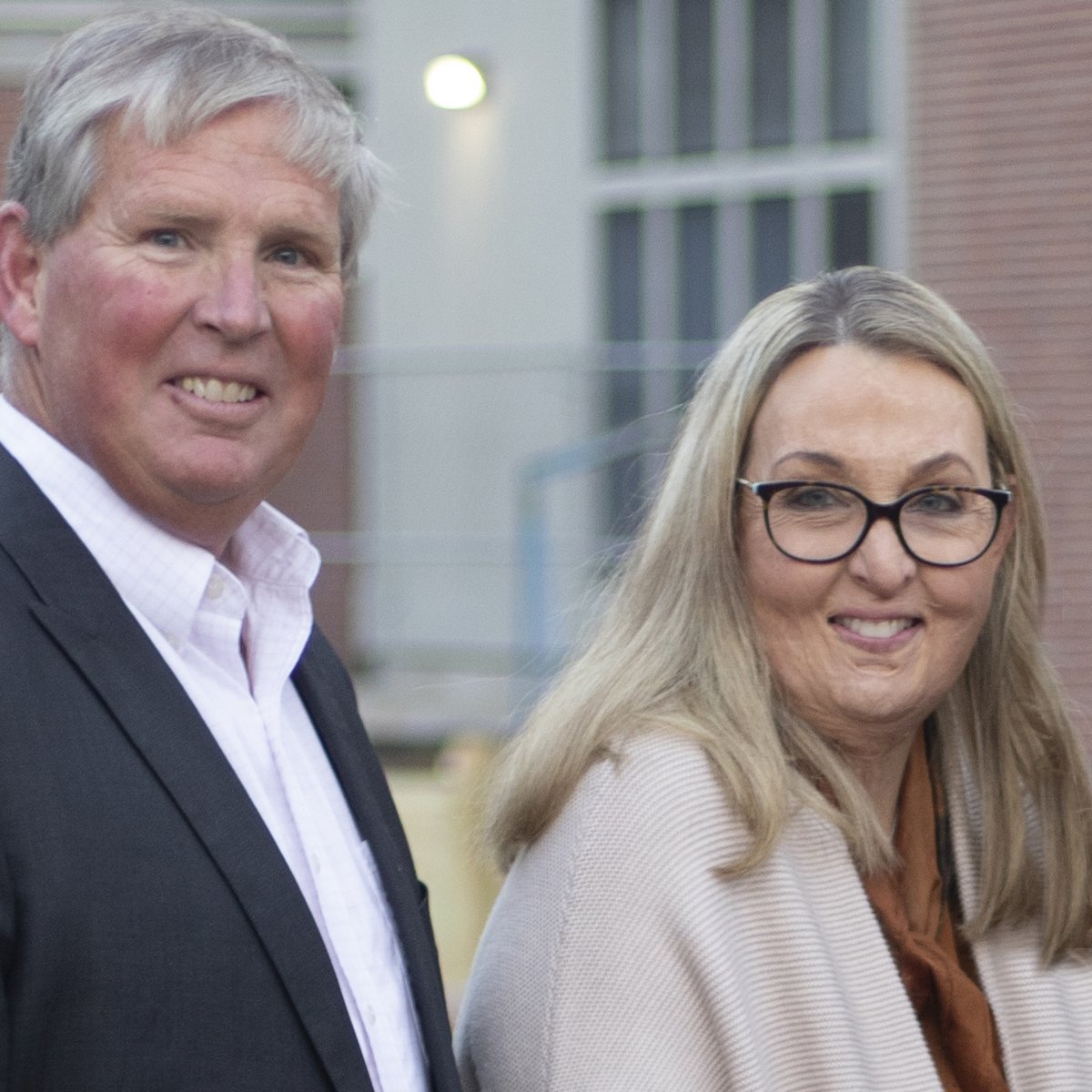 For our #FunderFriday Shout Out, we wish to recognize the Jennifer and Robert Grunbeck Family Foundation for their recent grant to Operation Delta Dog.  Jennifer and Bob are steadfast supporters of our mission to Rescue One and Save Two. Thanks, Jennifer and Bob!