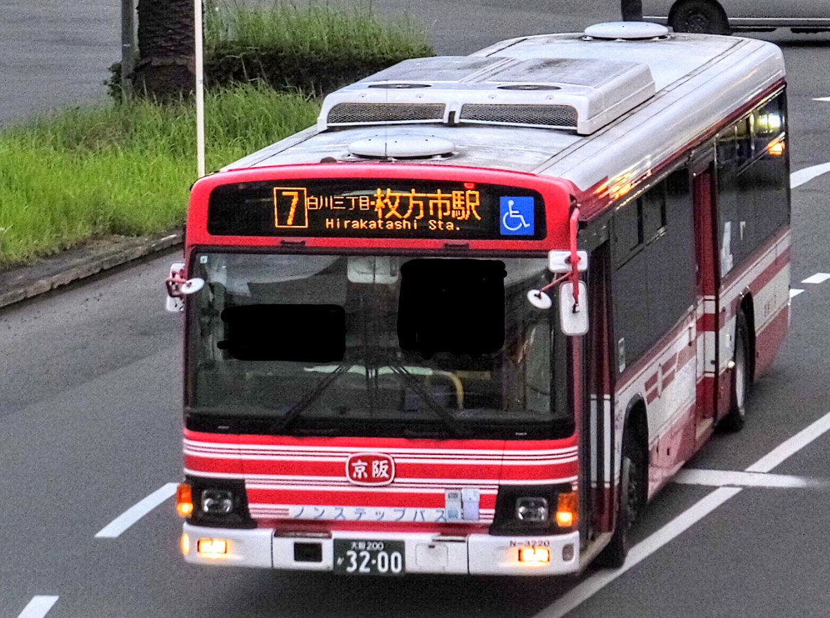ピスパレ 日野・2代目セレガ(京王バス東61408・品川200か2775) : 近江発