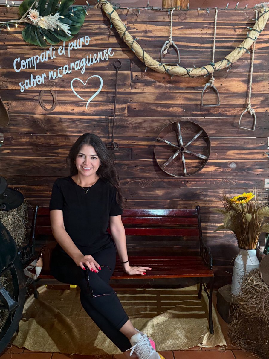 LaChilito's tweet image. Empezamos Agosto en este paraíso!💕🇳🇮 Que todos tengan un mes lleno de amor, salud, alegría en sus corazones y tranquilidad en su alma. Los extraño mis #chilipoderosos ...Nos vemos el domingo por #YouTube 💕