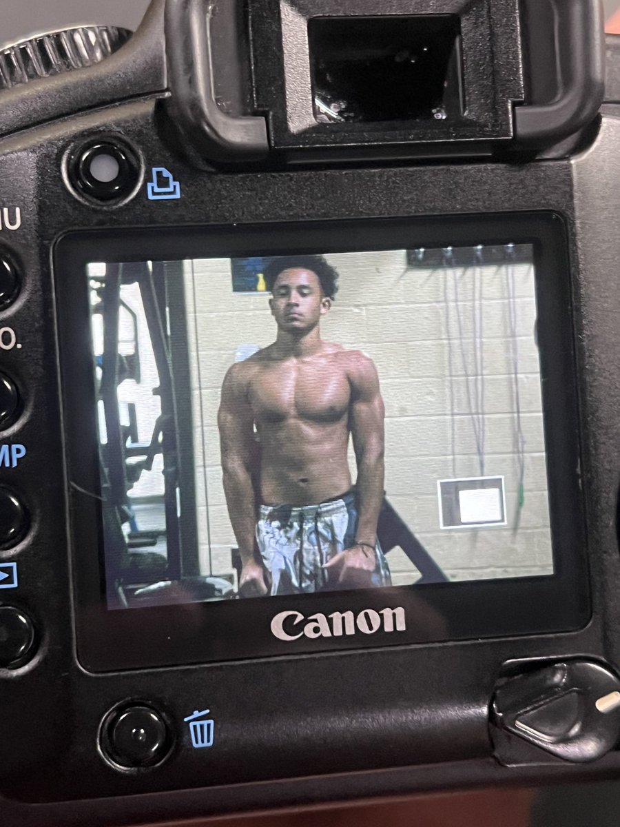 Christian Robinson (@yakxchris) on Twitter photo This is what the Lab got me looking like🧪👀 #CHB40
<a href="/RecruitCapital/">Capital High Football</a>
<a href="/PrepRedzoneWV/">Prep Redzone West Virginia</a>
<a href="/CoalfieldsCo/">Coalfields & Co.</a> This is what the Lab got me looking like🧪👀 #CHB40
<a href="/RecruitCapital/">Capital High Football</a>
<a href="/PrepRedzoneWV/">Prep Redzone West Virginia</a>
<a href="/CoalfieldsCo/">Coalfields & Co.</a>