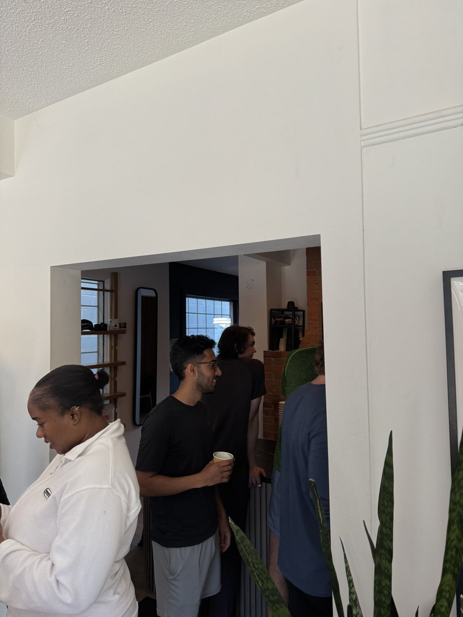 morning run &amp; coffee at <a href="/831Calgary/">House 831</a>. there’s some killer founders out here.