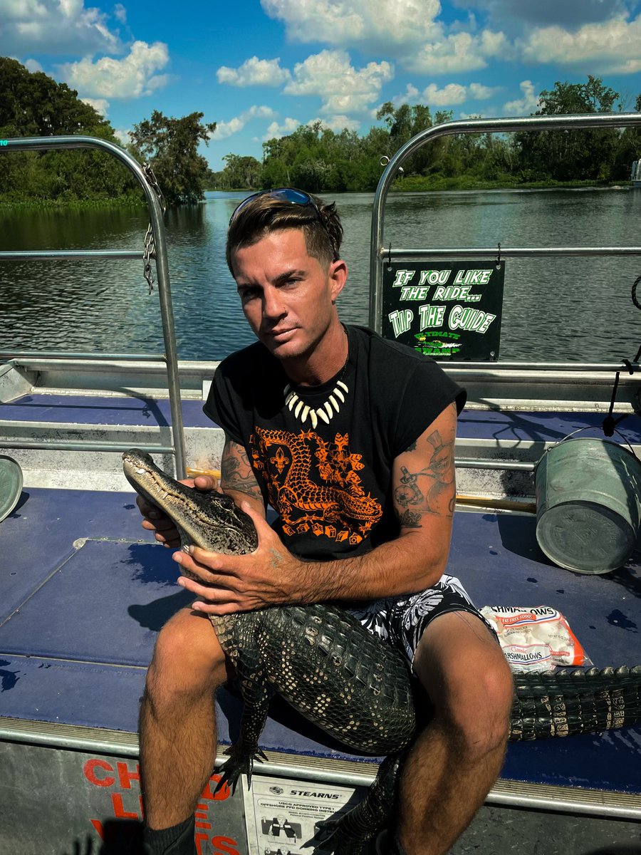 Gator boyyyyy, new content just dropped on only fans go find it 😈🐊only 10 a month #Louisiana #cajun #onlyfans