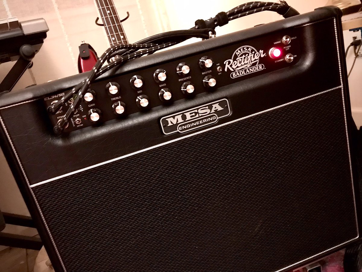 KingCraigster's tweet photo. Here again.  Re-working the pedalboard to better work with the Badlander.  Sounding great!   @WalrusAudio @MesaBoogie @Epiphone #pedalboard https://t.co/8z5MkP5ZTT