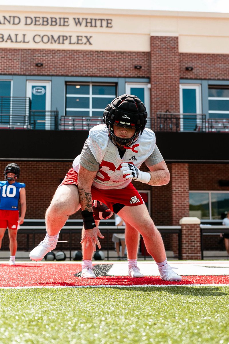 RylandBragg72's tweet photo. #embracethegrind @JaxStateFB https://t.co/FsXEeaDNwU