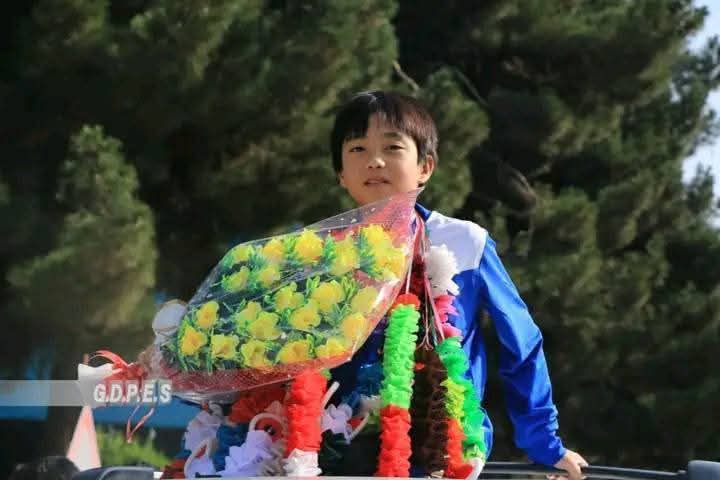 عکس روز!
قهرمان 🏆 کوچک طه جان