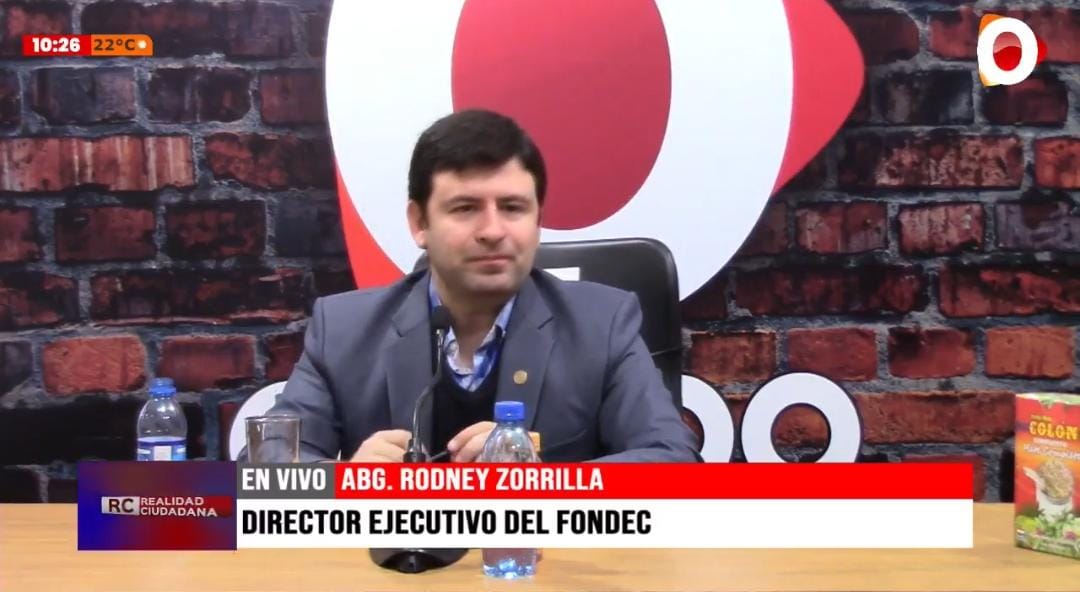 GoirisAnibal's tweet image. Conversando con el director ejecutivo de #fondec Rodney Zorrilla.