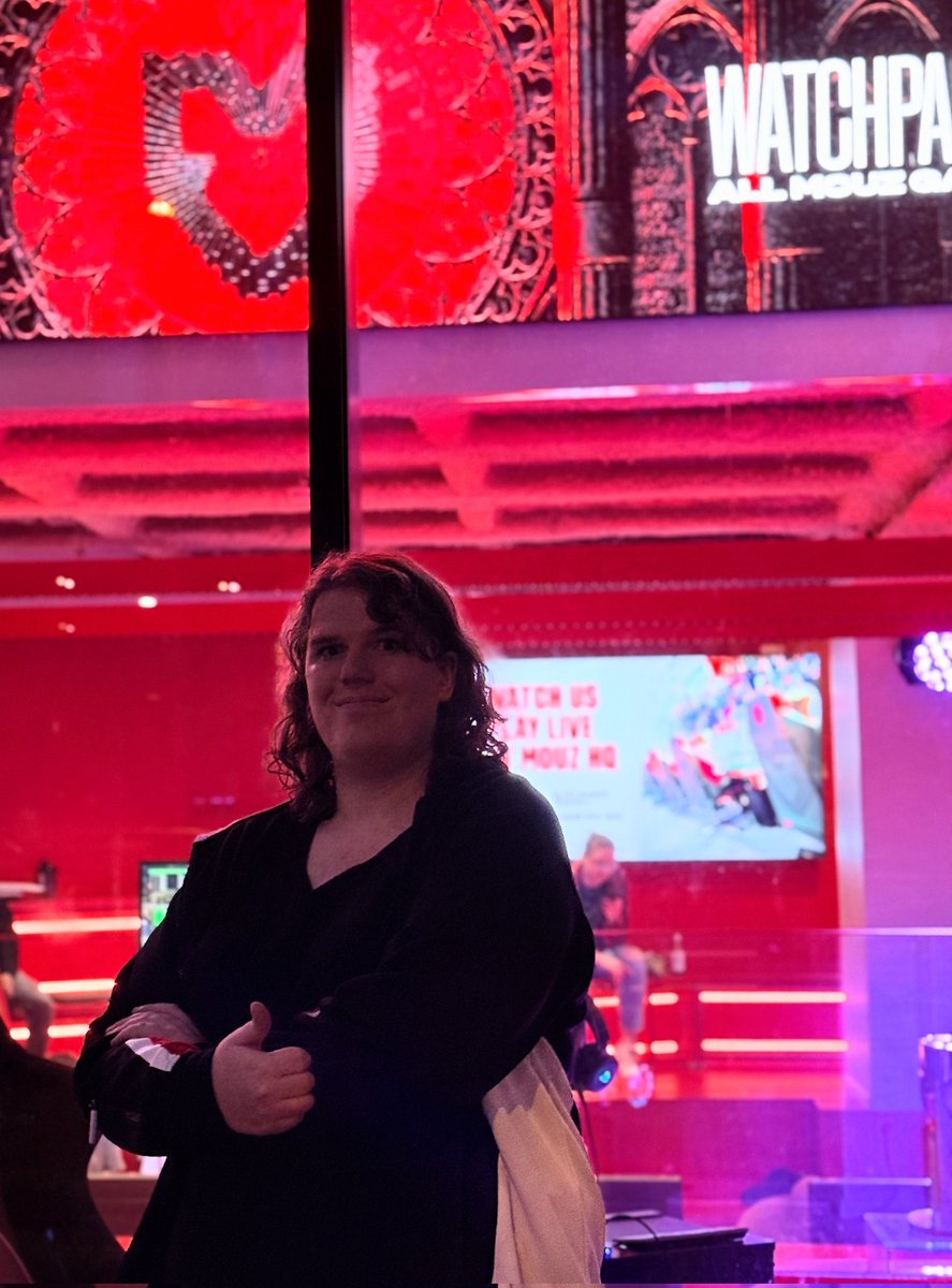 Gwen Berntsen - Lt.Cheese tweet media