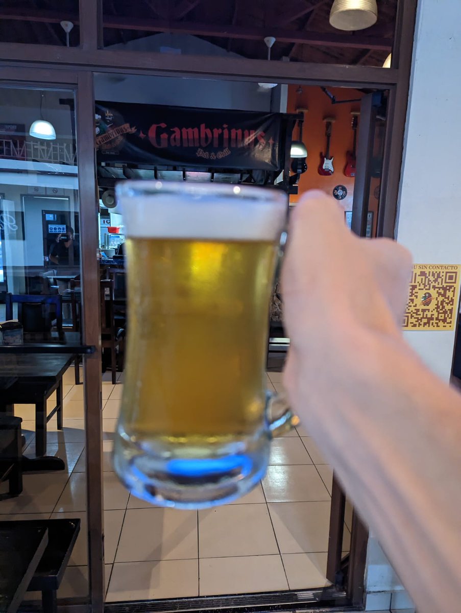 Hoy es viernes y el cuerpo lo sabe. Y Gambrinus también 🍻