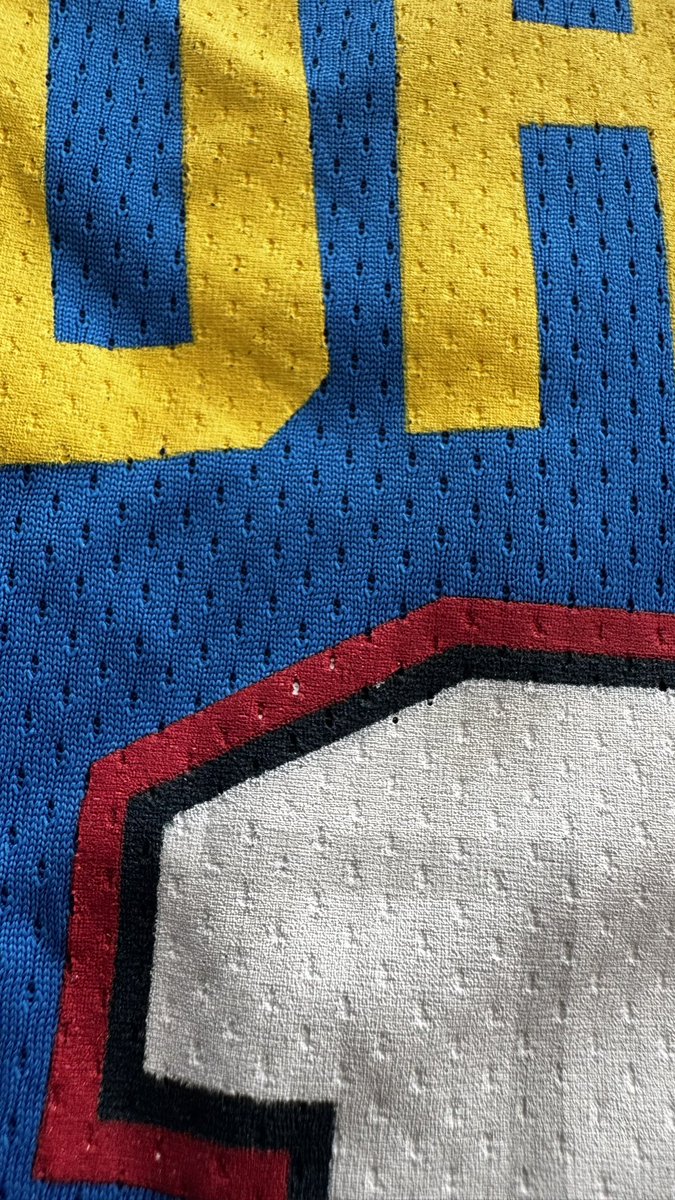 LQ1025's tweet photo. @Fanatics @Nike @MLB The level and quality of inconsistency has me stumped. Same price for All-Star Youth jerseys but different lettering and numbering. Shohei jersey has name and # screen printed while Jeremy Peña’s name and # are iron-on letters. #embarrassing https://t.co/tKzBMOlAMn