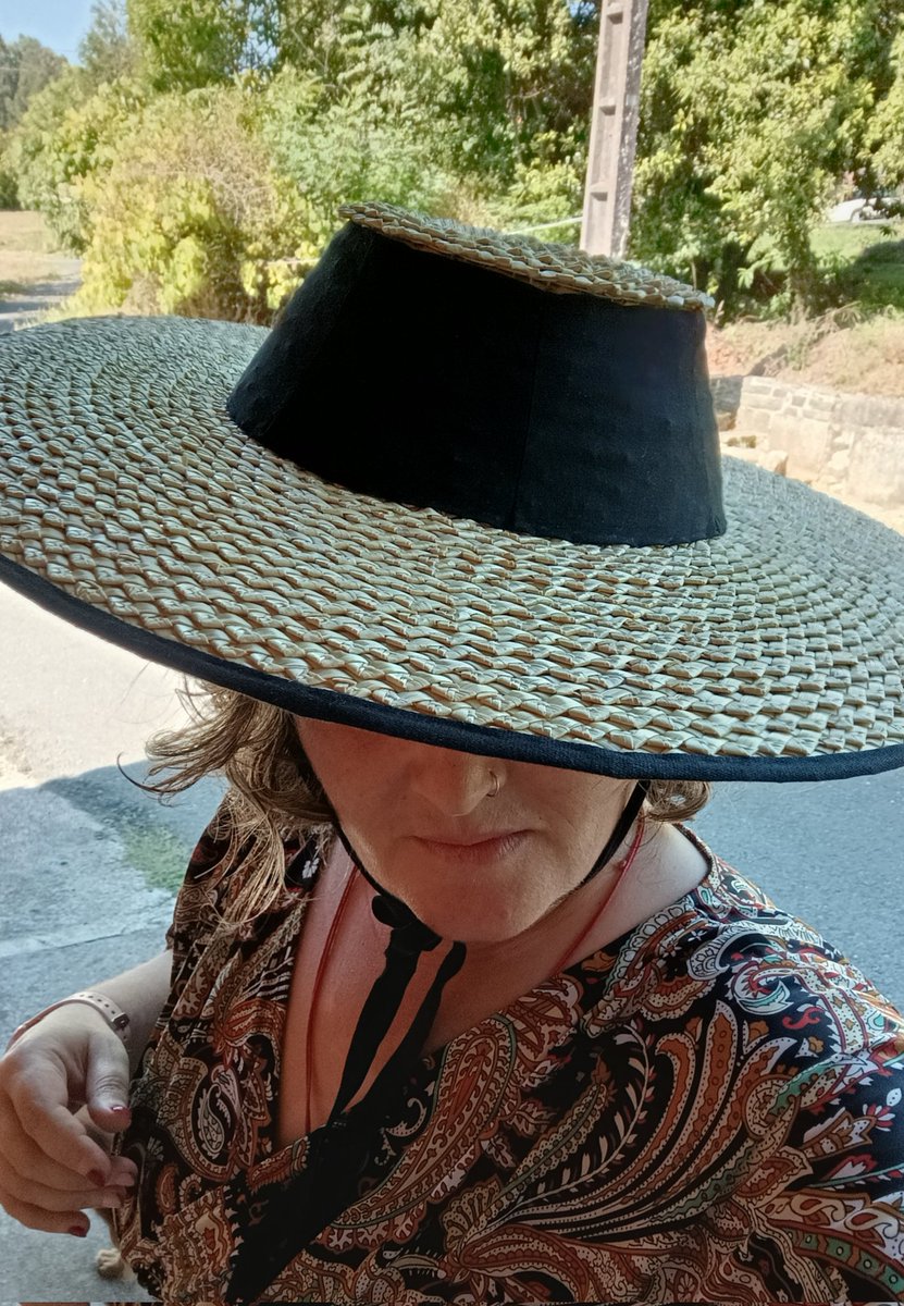 BustoDopazo's tweet photo. Pois xa teño o meu sancosmeiro! 🥰 https://t.co/1kFUcdADxk