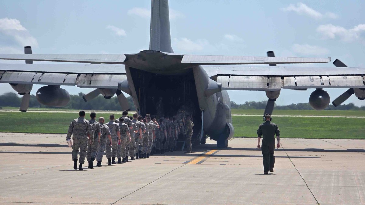 Missouri National Guard tweet media