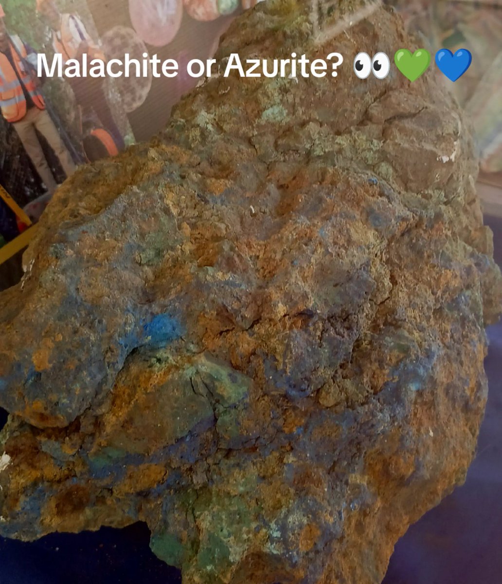 oresoil's tweet photo. Can you tell which one dominates here?👇👇👇
MalachiteOrAzurite?
For rock tests, call us:
+256770836731
#rock #geologyTalk #mineralexploration #copper #geologist #geology #geotechnicalinvestigation #mining #malachite #azurite #rockidentification #fyp https://t.co/SOBwif6pMx