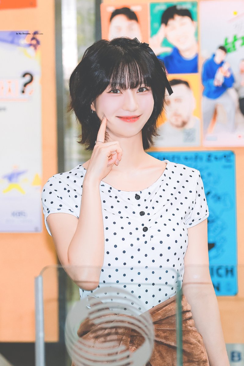 yubin_dreams's tweet image. 250801 유빈    

우리집 강아지는 예쁜 강아지🖤

#오마이걸 #OHMYGIRL 
#유빈 #YUBIN 
@WM_OHMYGIRL