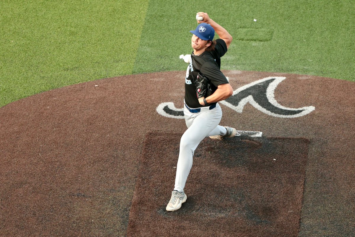 NBC World Series (@nbcbaseball) on Twitter photo And the <a href="/Hutch_Monarchs/">Hutchinson Monarchs</a> are Championship bound, defeating the <a href="/SeattleStuds/">Studs Baseball</a> 3-2! Starter <a href="/McclureBradyn/">Bradyn McClure</a> went 6.2 innings, racking up 9 strikeouts! And the <a href="/Hutch_Monarchs/">Hutchinson Monarchs</a> are Championship bound, defeating the <a href="/SeattleStuds/">Studs Baseball</a> 3-2! Starter <a href="/McclureBradyn/">Bradyn McClure</a> went 6.2 innings, racking up 9 strikeouts!