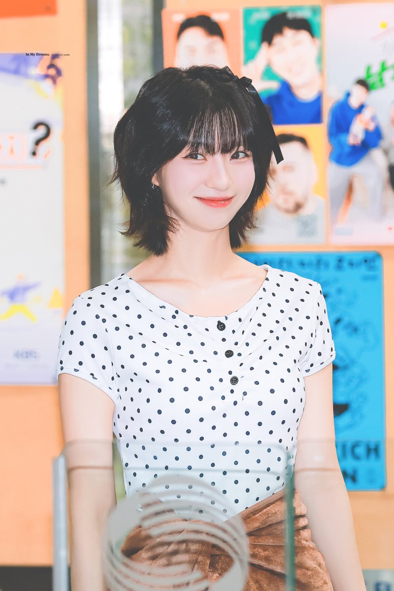 yubin_dreams's tweet image. 250801 유빈    

우리집 강아지는 예쁜 강아지🖤

#오마이걸 #OHMYGIRL 
#유빈 #YUBIN 
@WM_OHMYGIRL