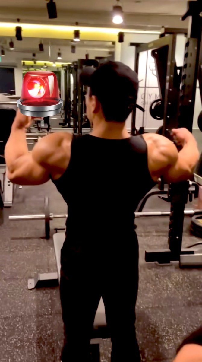 盛れなかった
二足歩行できる🐶