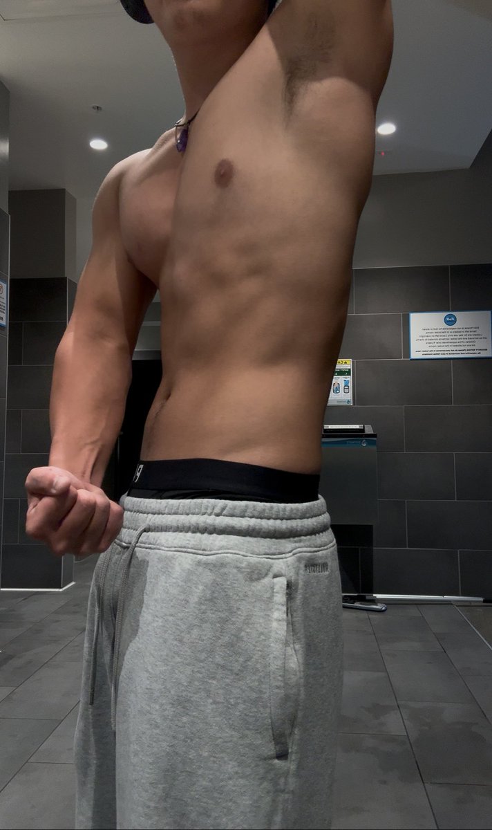 zeloholik's tweet photo. Updated physique 162bw https://t.co/uUUsbKN1Sf