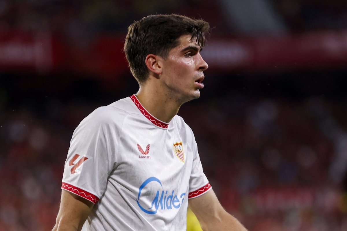 FabrizioRomano's tweet image. 🚨🐺 Wolves are pushing in talks to sign Juanlu after Napoli have been in negotiations for 1 month.

Juanlu has agreed personal terms with Napoli, Wolves are trying with better proposal to Sevilla.