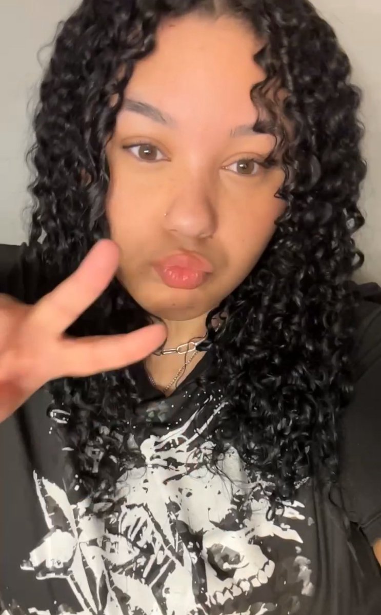 my fav ✌🏼🖤

#CLSD #CloserSelcaDay #CLOSEYOUREYES #CYE #KIMSUNGMIN #김성민 <a href="/closeyoureyes_7/">CLOSE YOUR EYES</a> <a href="/CYE_MEMBERS7/">CLOSE YOUR EYES MEMBERS</a>