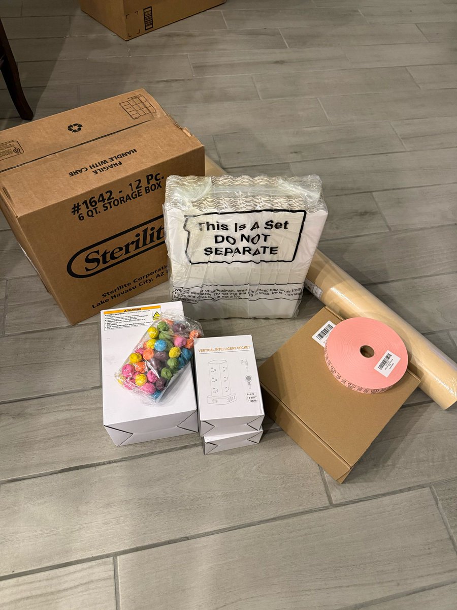 I feel so lucky to be supported by such wonderful families! Sending a special thanks to Rita James, the Copeland family, and the Flemings! (Plus an undisclosed sender) 🦩