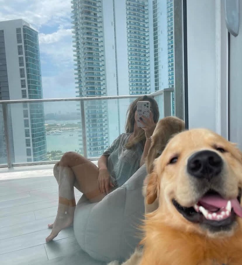 DanielleyA's tweet photo. @notthesameone2 Same i loves to cuddle 🥰 https://t.co/svy7enmQhb