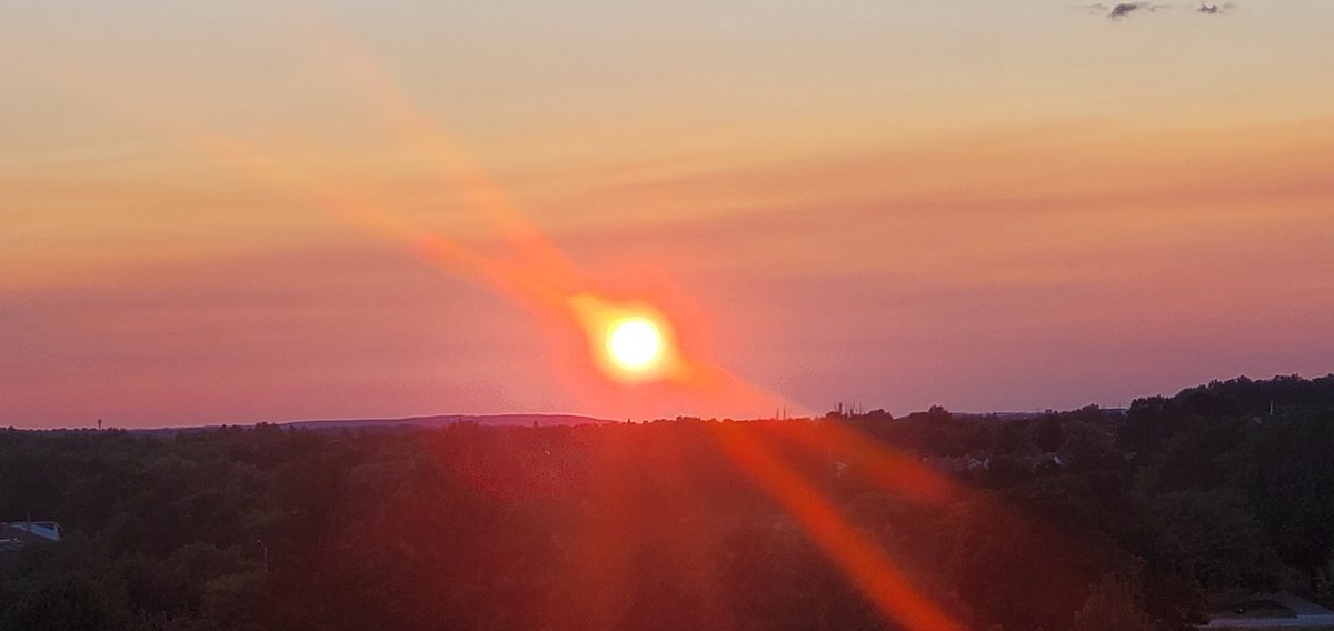 jacquesLeStrap1's tweet image. Today&apos;s #Sunset from Brampton, Ontario, Canada  #keepitsmooth