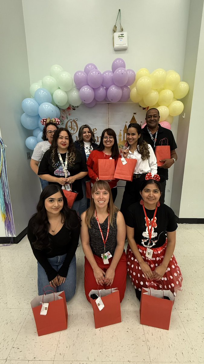 Michelle Cuevas tweet media