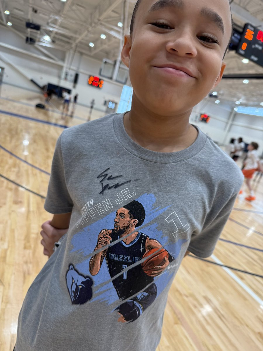 Toni McCray tweet media