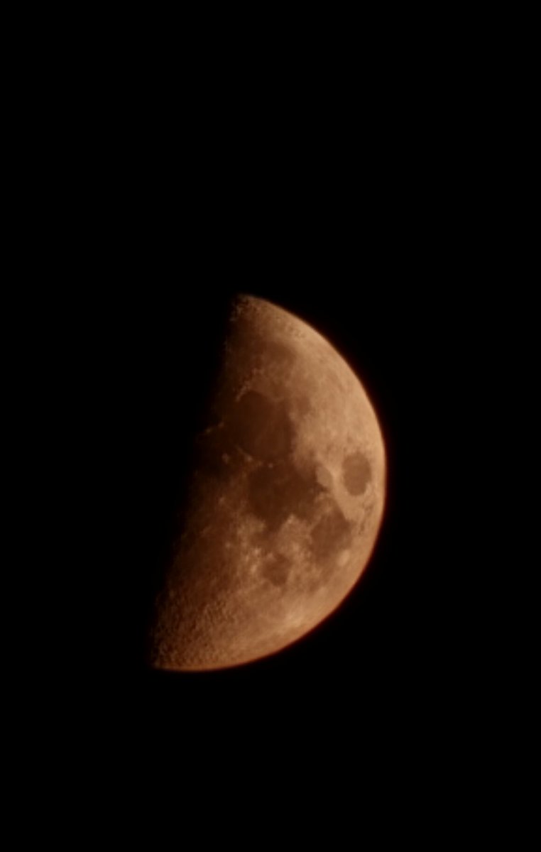 The moon 23h30
#Paris