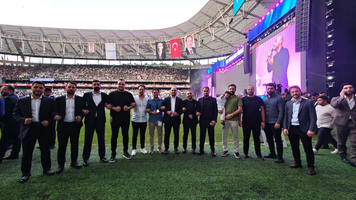 📍Yaz Okulu Kapanış Programı

İşte Lider, İşte Başkan, İşte Teşkilat.

#BizimKahramanımız