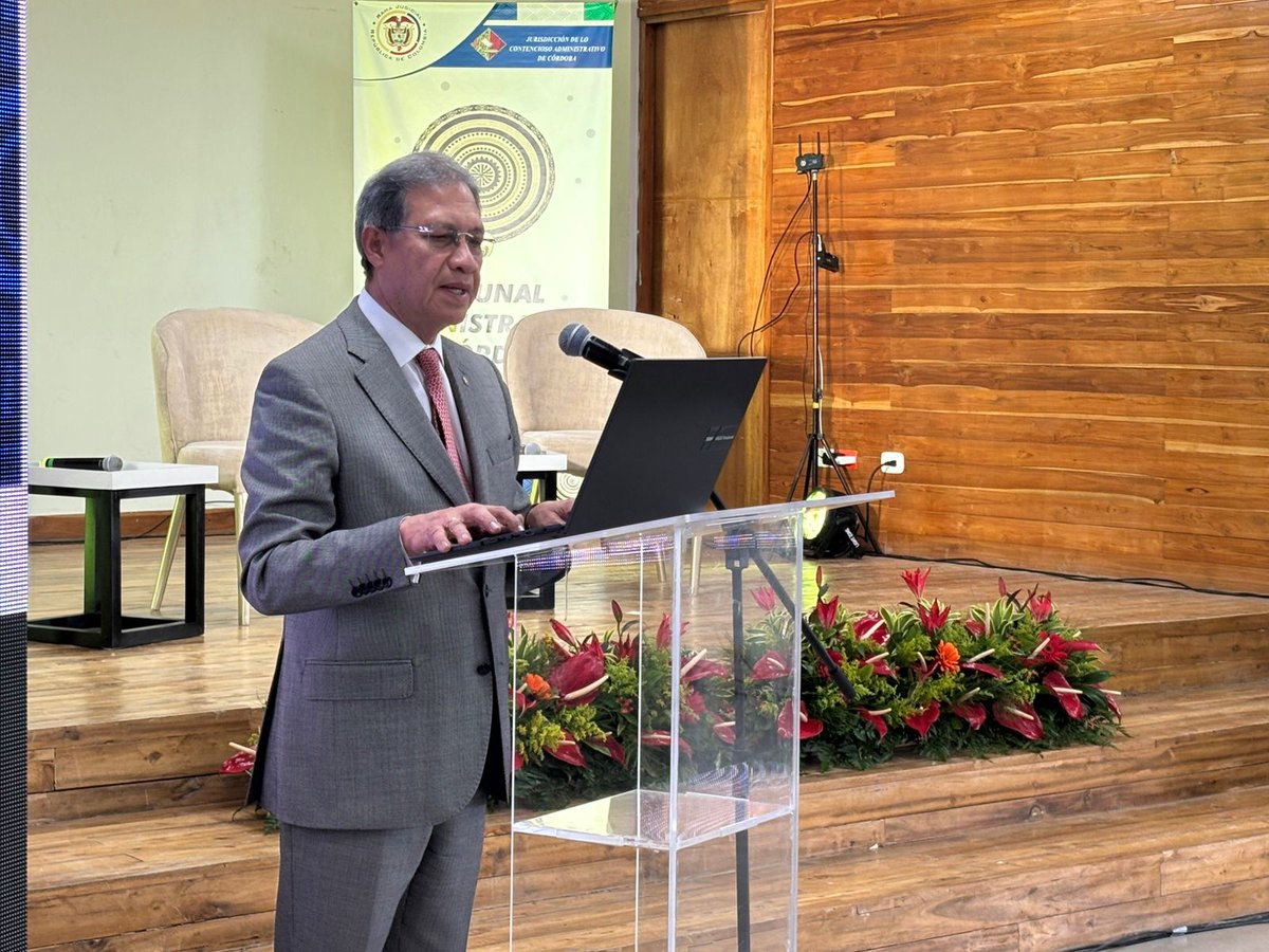 consejodeestado's tweet image. El presidente del @consejodeestado, Luis Alberto Álvarez Parra, junto a los magistrados Jhon Jairo Morales, María del Pilar Bahamón, Juan Manuel Laverde y Luis Eduardo Mesa, asistieron a la #RendiciónDeCuentas de la Jurisdicción de lo Contencioso-Administrativo #Córdoba2024.🧵1/2