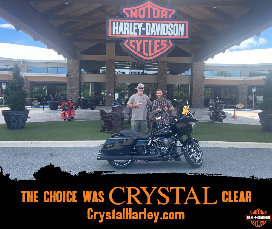 🎉 Congratulations to Burt on the purchase of his new 2025 Road Glide from Blaine! 🧡

Wishing you miles of adventure and smooth rides ahead!

#thankyou #Congratulations #happycustomer #CrystalHarleyDavidson