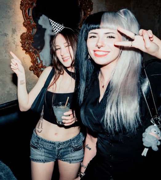 tina with emma at tara yummy’s bday party❣️