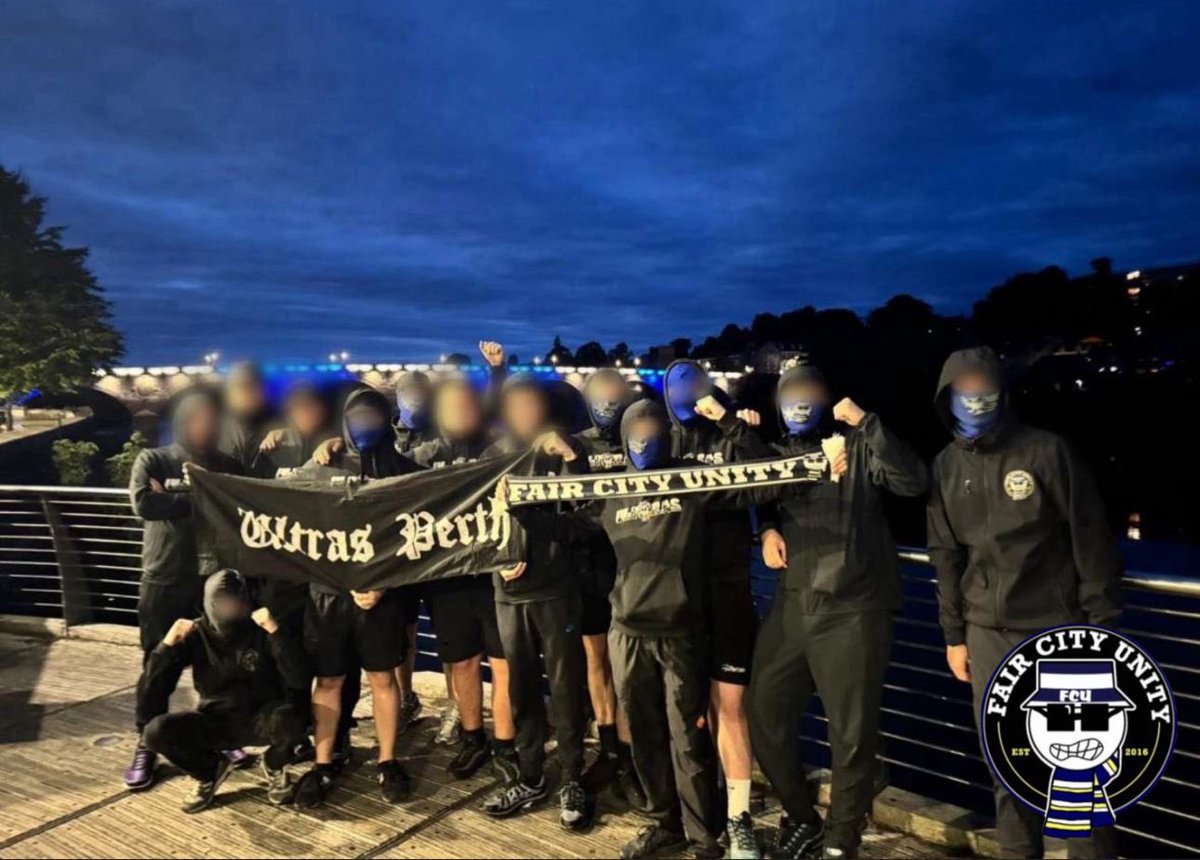 𝙊𝙪𝙧 𝘾𝙡𝙪𝙗. 𝙊𝙪𝙧 𝘾𝙞𝙩𝙮. 𝙊𝙪𝙧 𝘾𝙤𝙢𝙢𝙪𝙣𝙞𝙩𝙮.

On the eve of our league campaign starting, we remind the players and management, to honour our club, fight for our colours and defend our city.

🔵⚪️